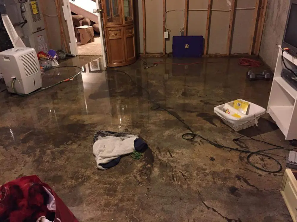 Water damage restoration crew working in Brookline, MA